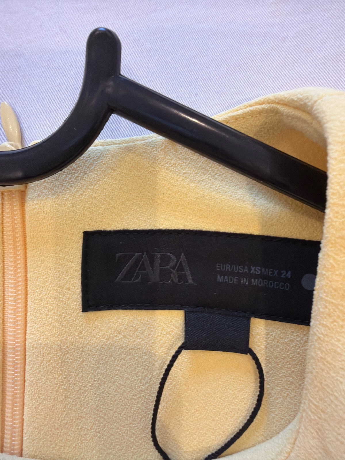 Yellow Sleeveless Shift Dress, photo 3