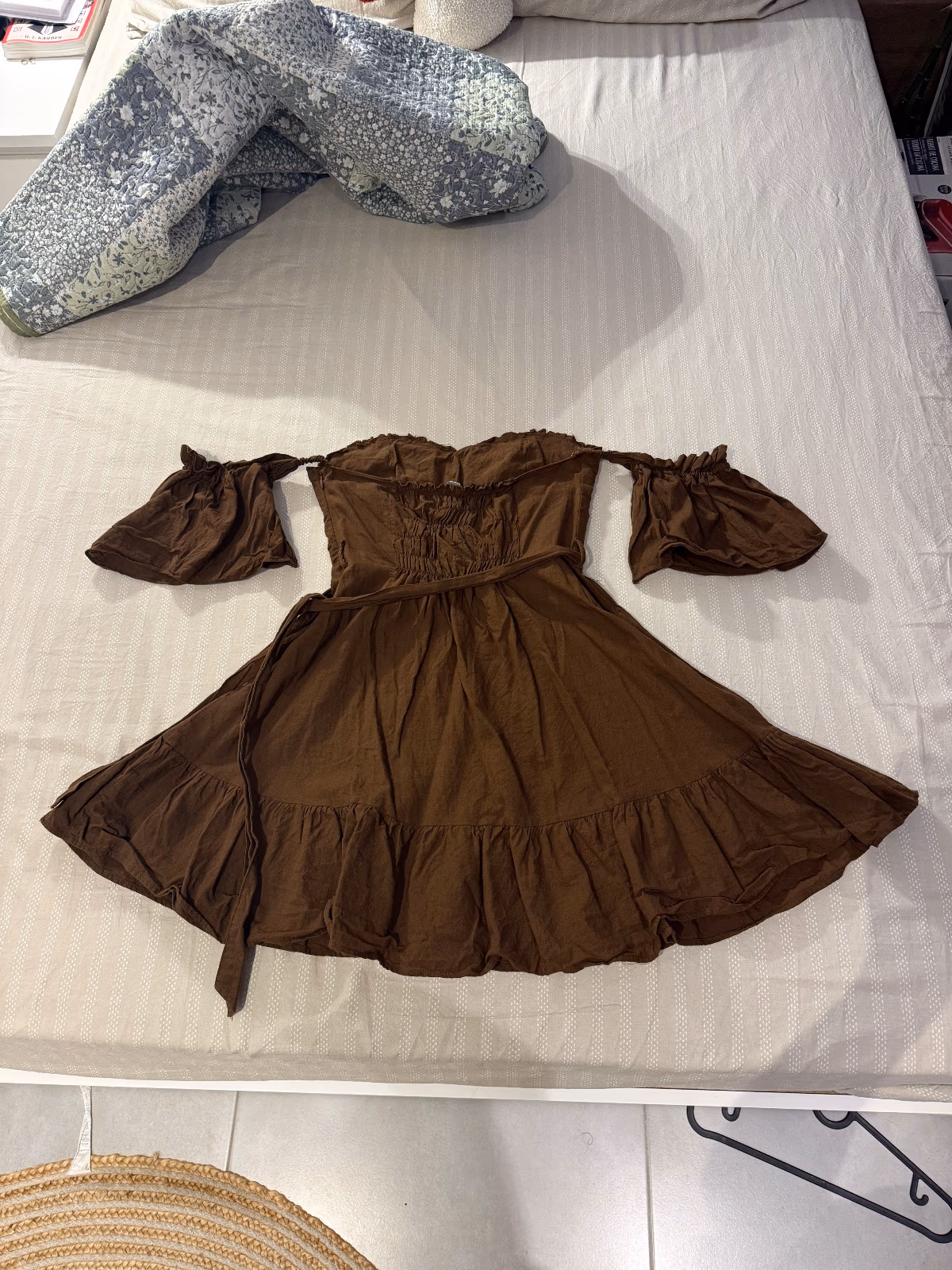 Brown off-shoulder mini dress, photo 3