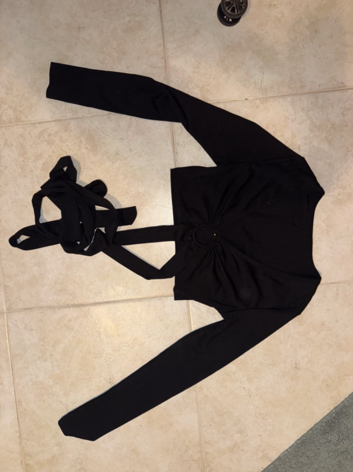 Black wrap-front long-sleeve crop, photo 4