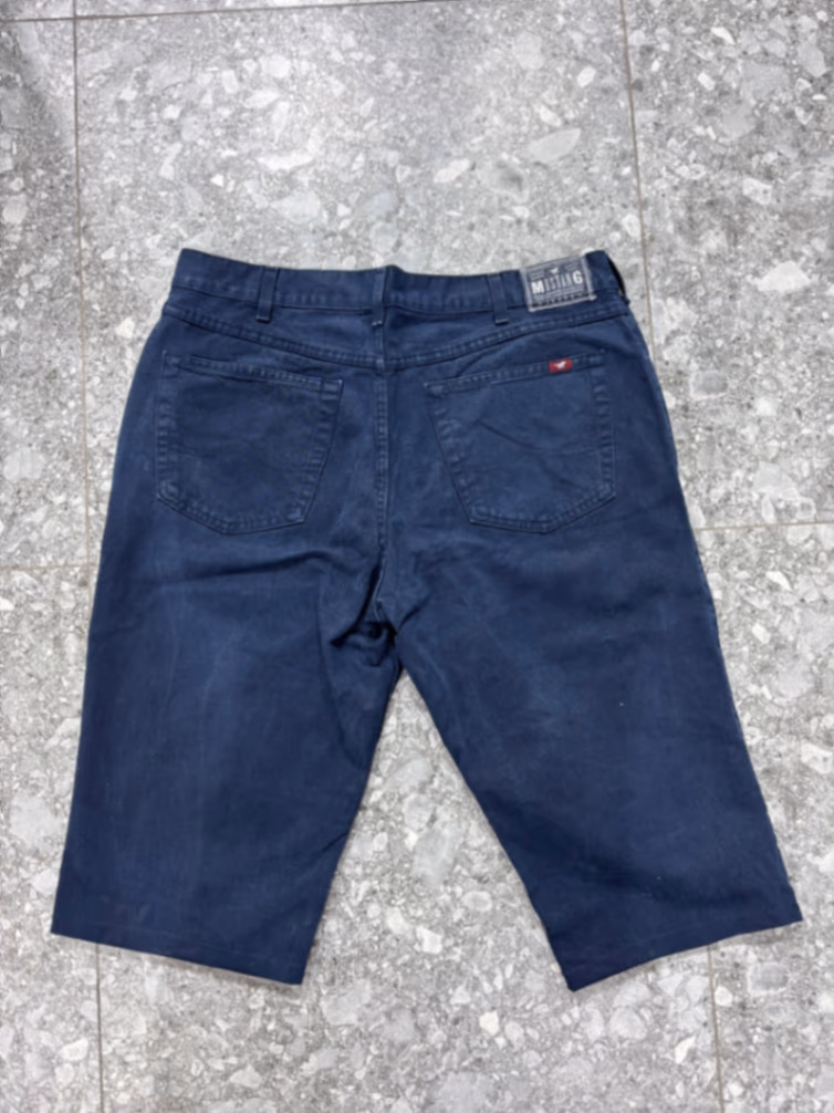 Mustang dark denim shorts, photo 2