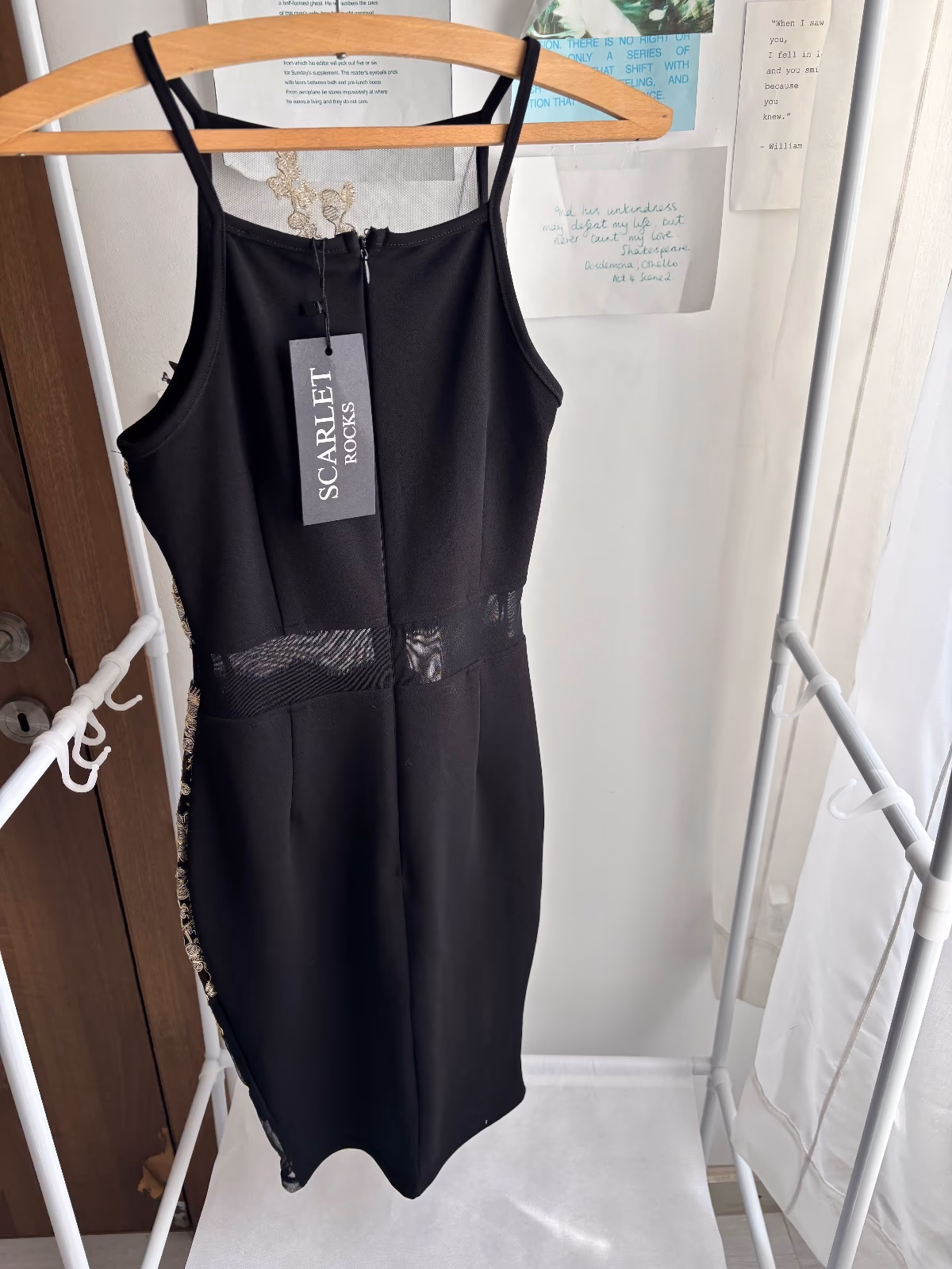 Scarlet Rocks Black Gold Dress, photo 2