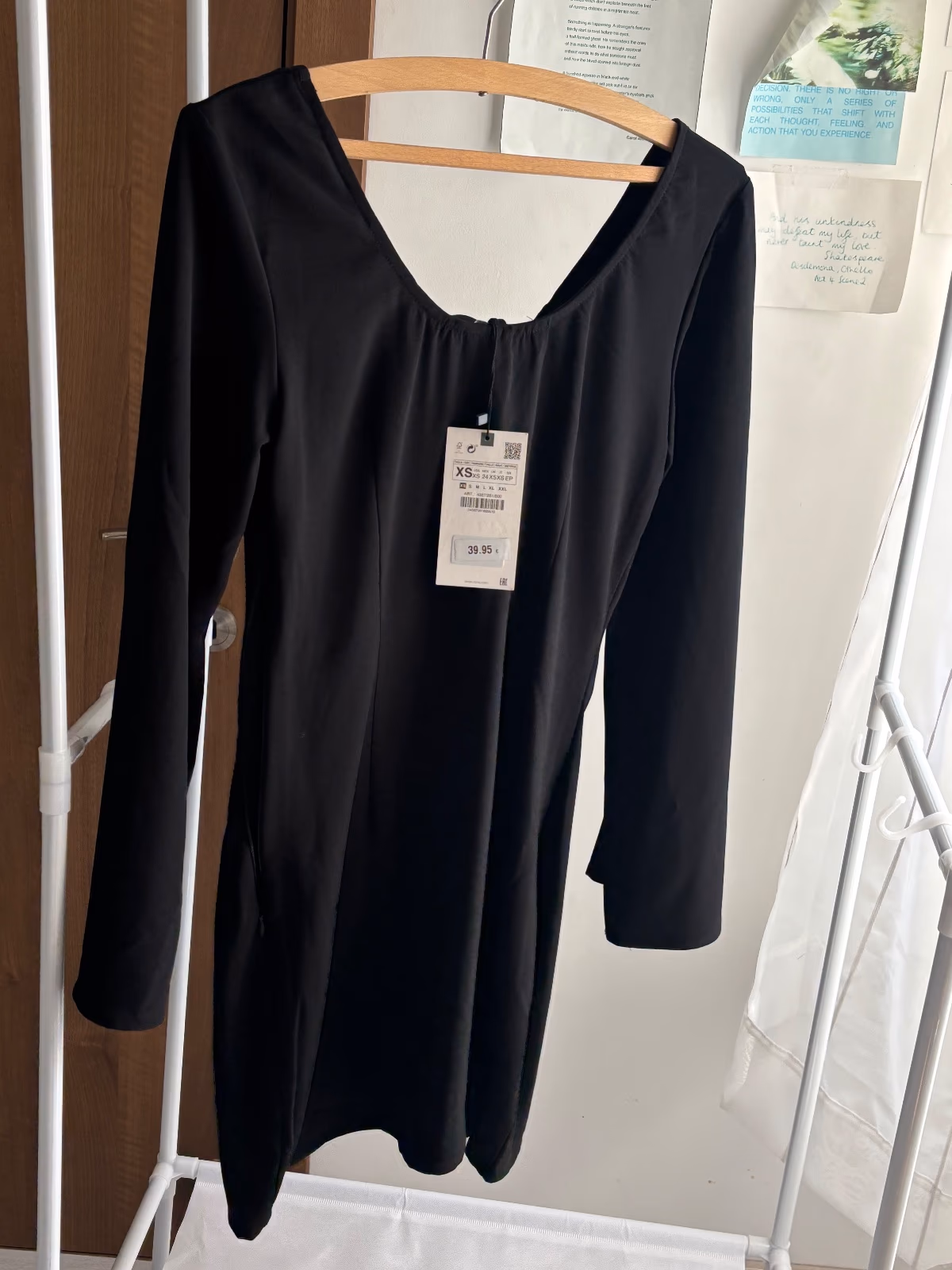 Black ruched mini dress, photo 2