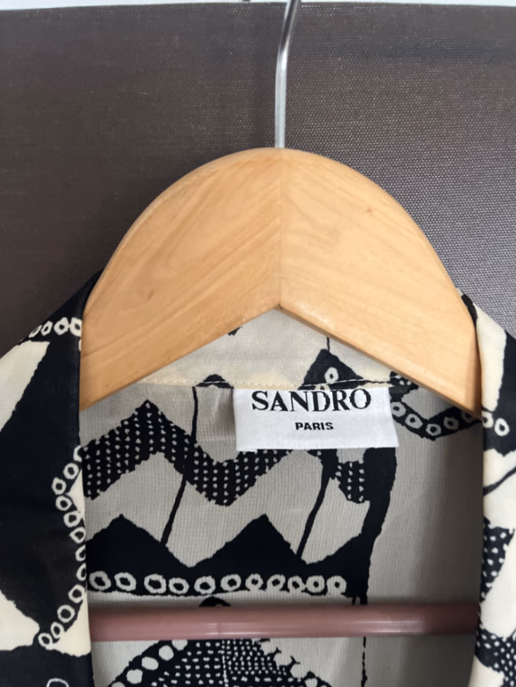 Conjunto coordenado Sandro com padrão abstrato vintage, fotografia 7