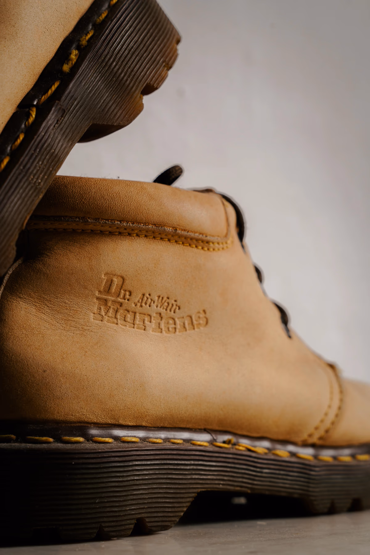 RARE Made in England Dr Martens beige desert boots, photo 5