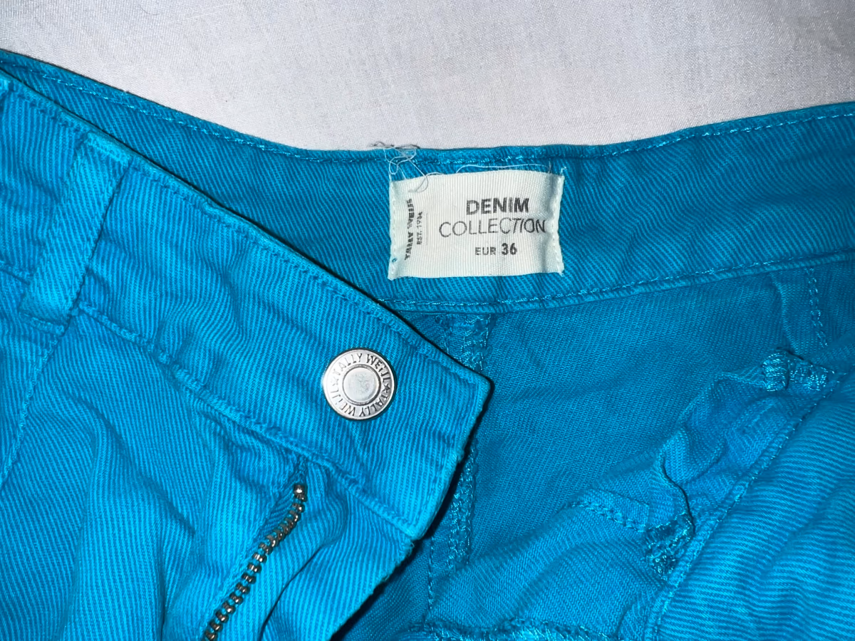 Turquoise denim shorts, photo 2