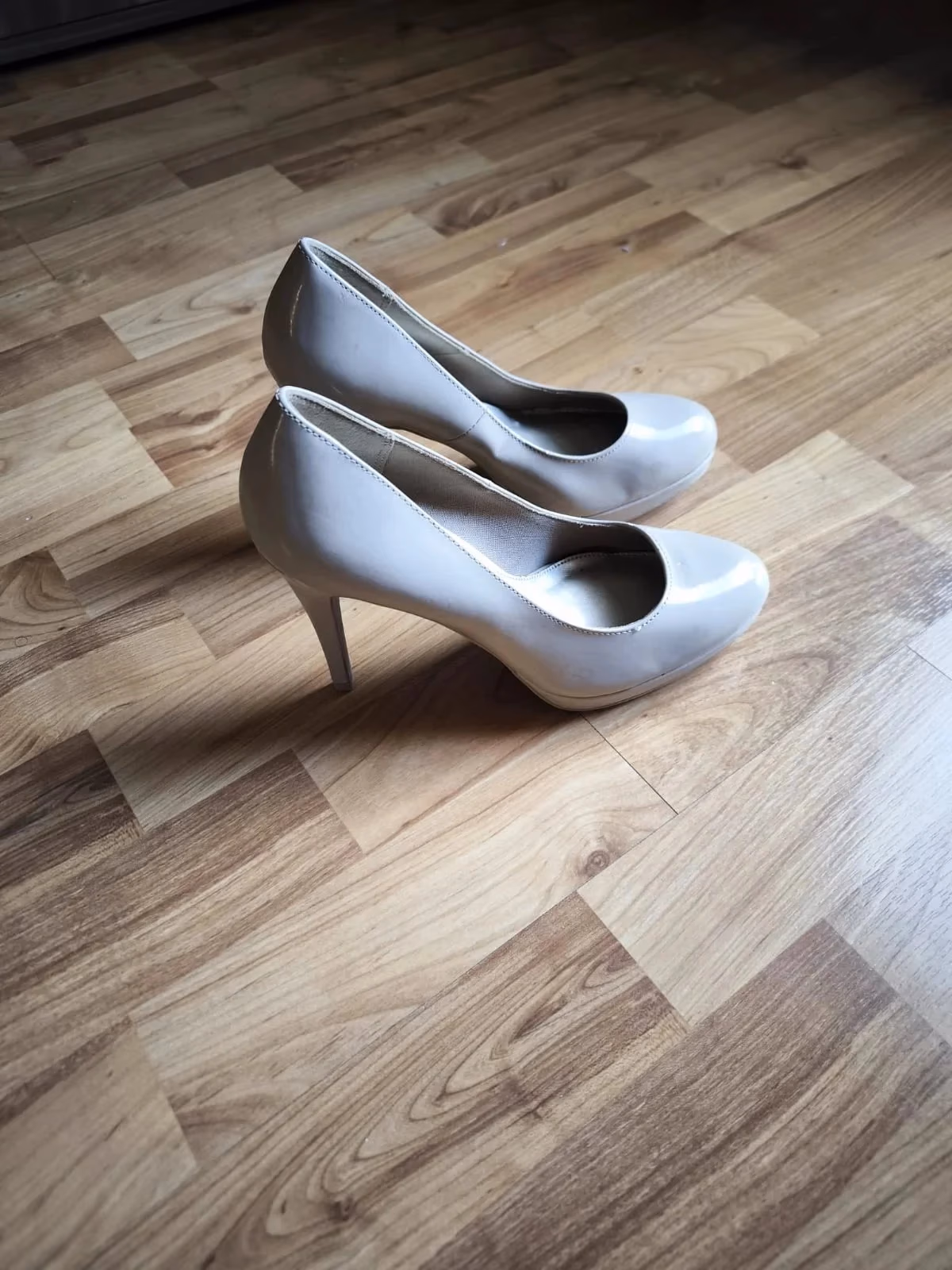 Scarpe con tacco beige, foto 2