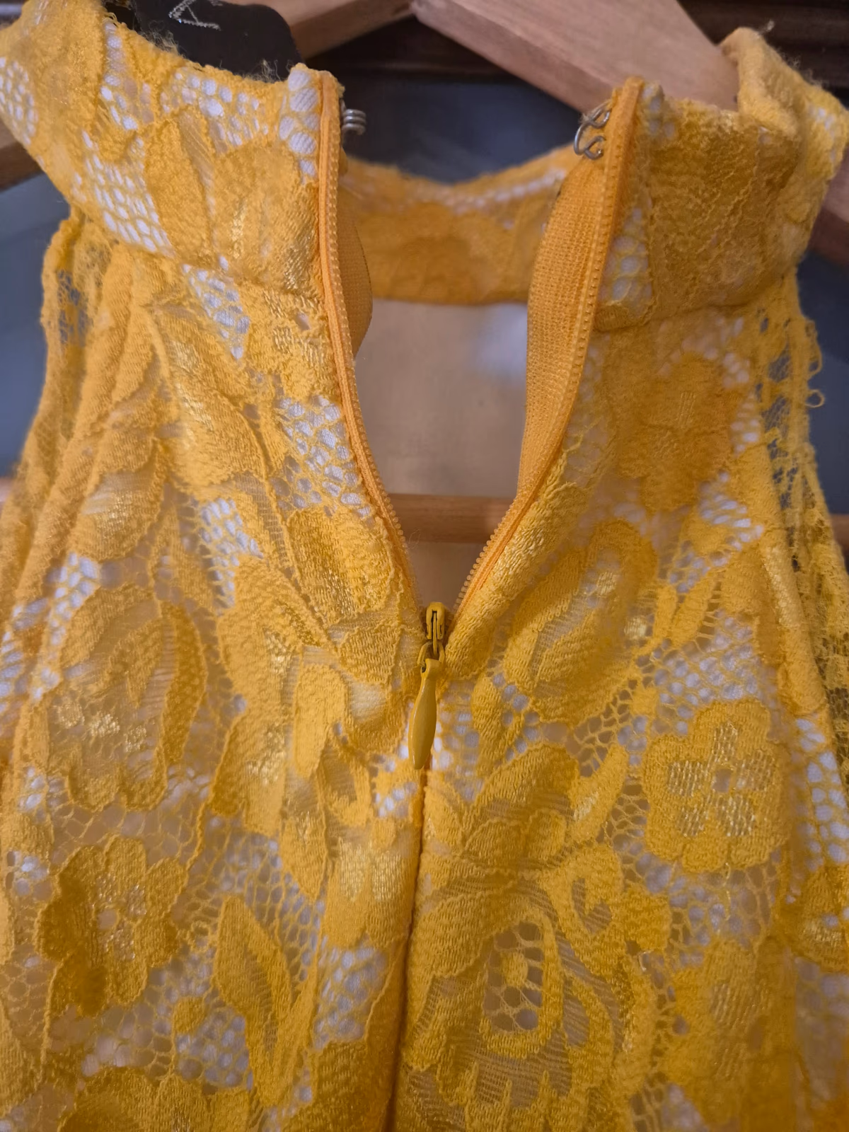 AX Paris Yellow Floral Lace High Neck Bodycon Dress , photo 2