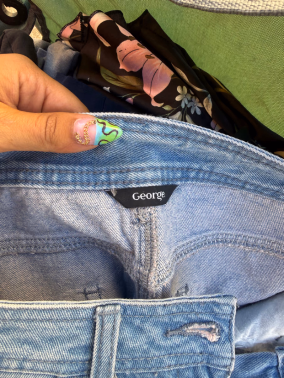 Embellished light blue denim skirt, photo 4