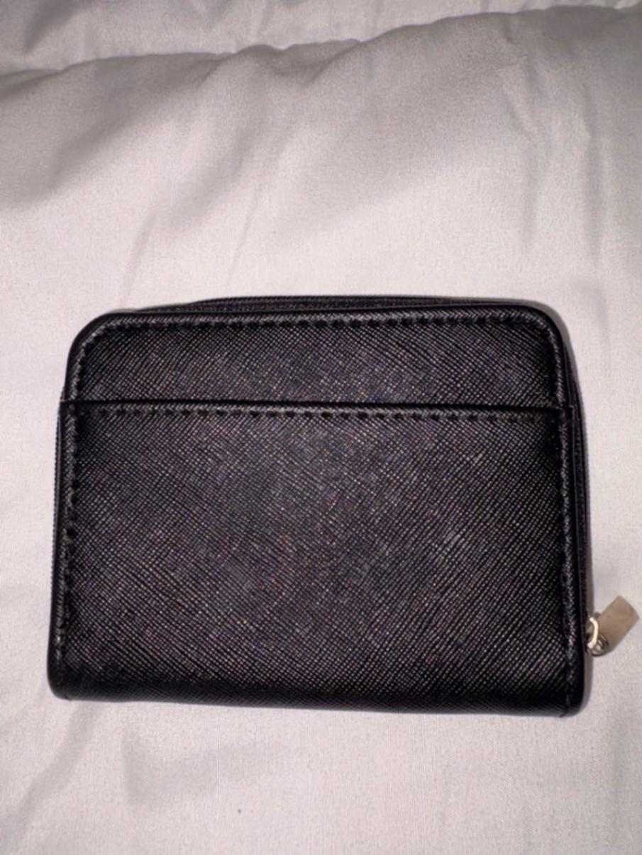 Portafoglio nero piccolo in pelle Saffiano con cerniera, foto 2