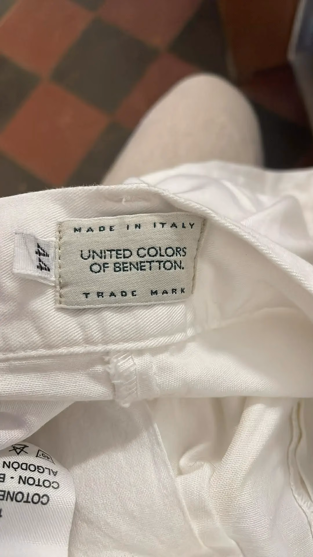 Pantalones cortos plisados de United Colors of Benetton, foto 2