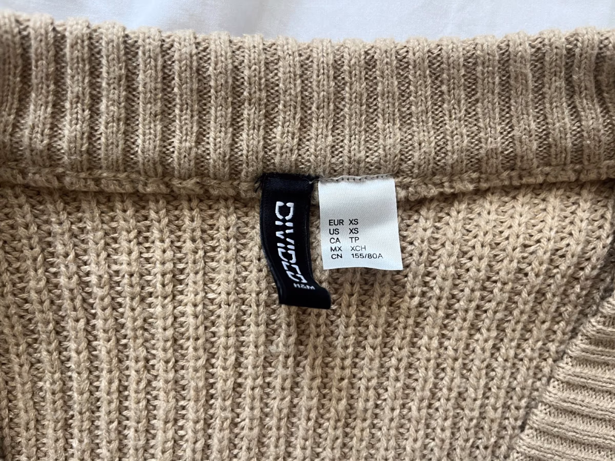Cardigan corto beige a trecce, foto 3