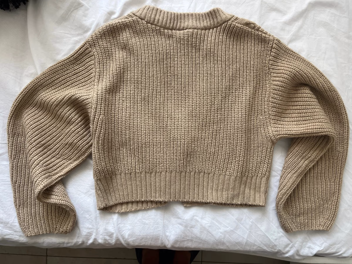 Cardigan corto beige a trecce, foto 2