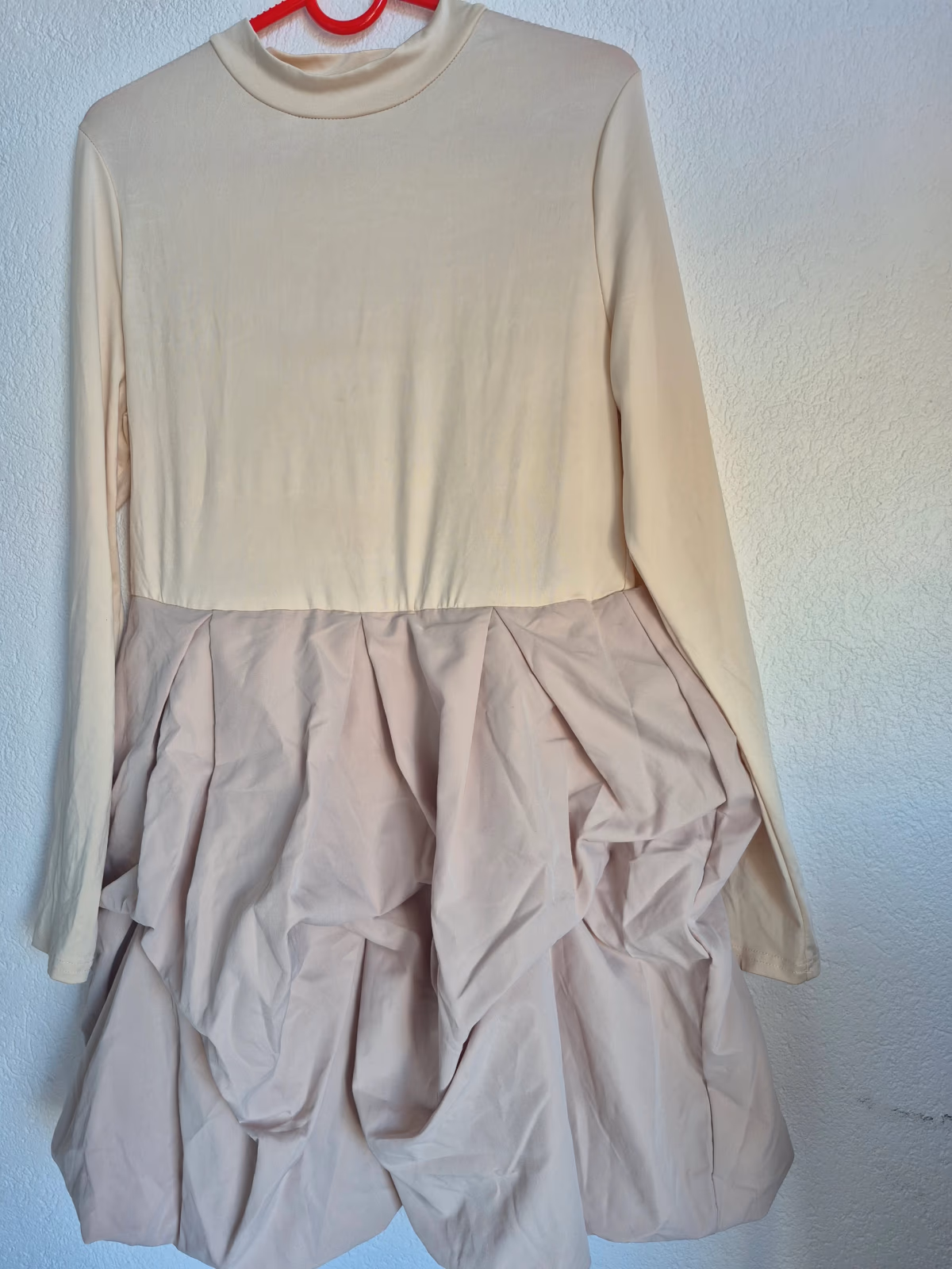 Abito a palloncino color crema e beige, foto 2