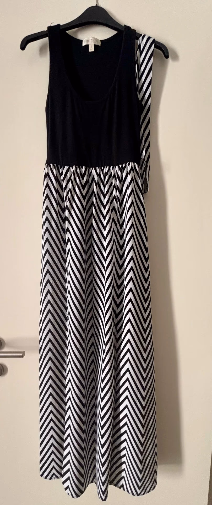 Monochrome Chevron Sleeveless Maxi Dress, photo 3