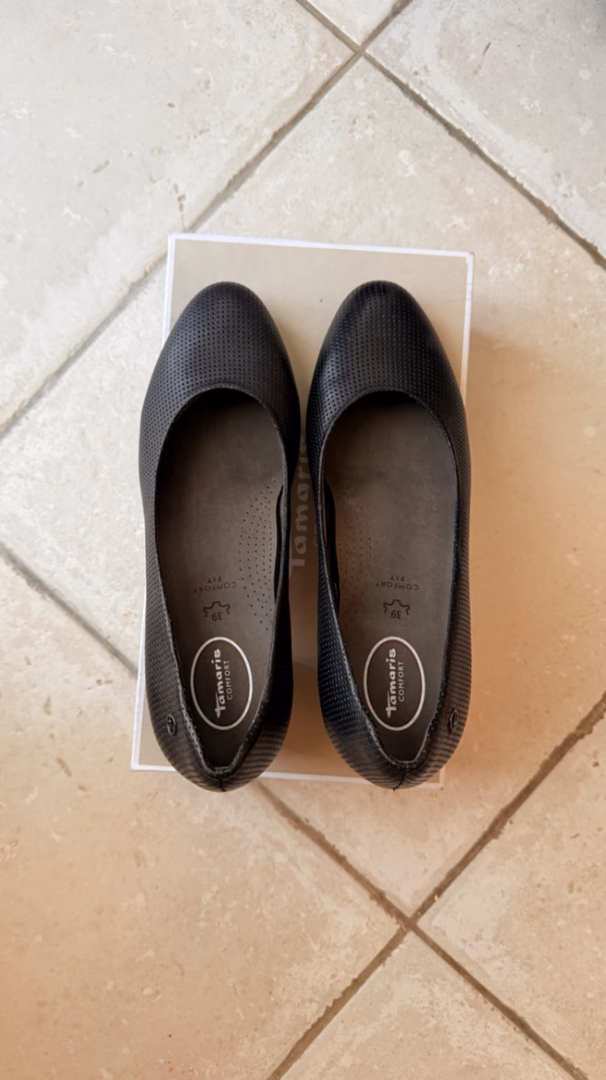 Tamaris Black Leather Pumps for Wide Fit, photo 4
