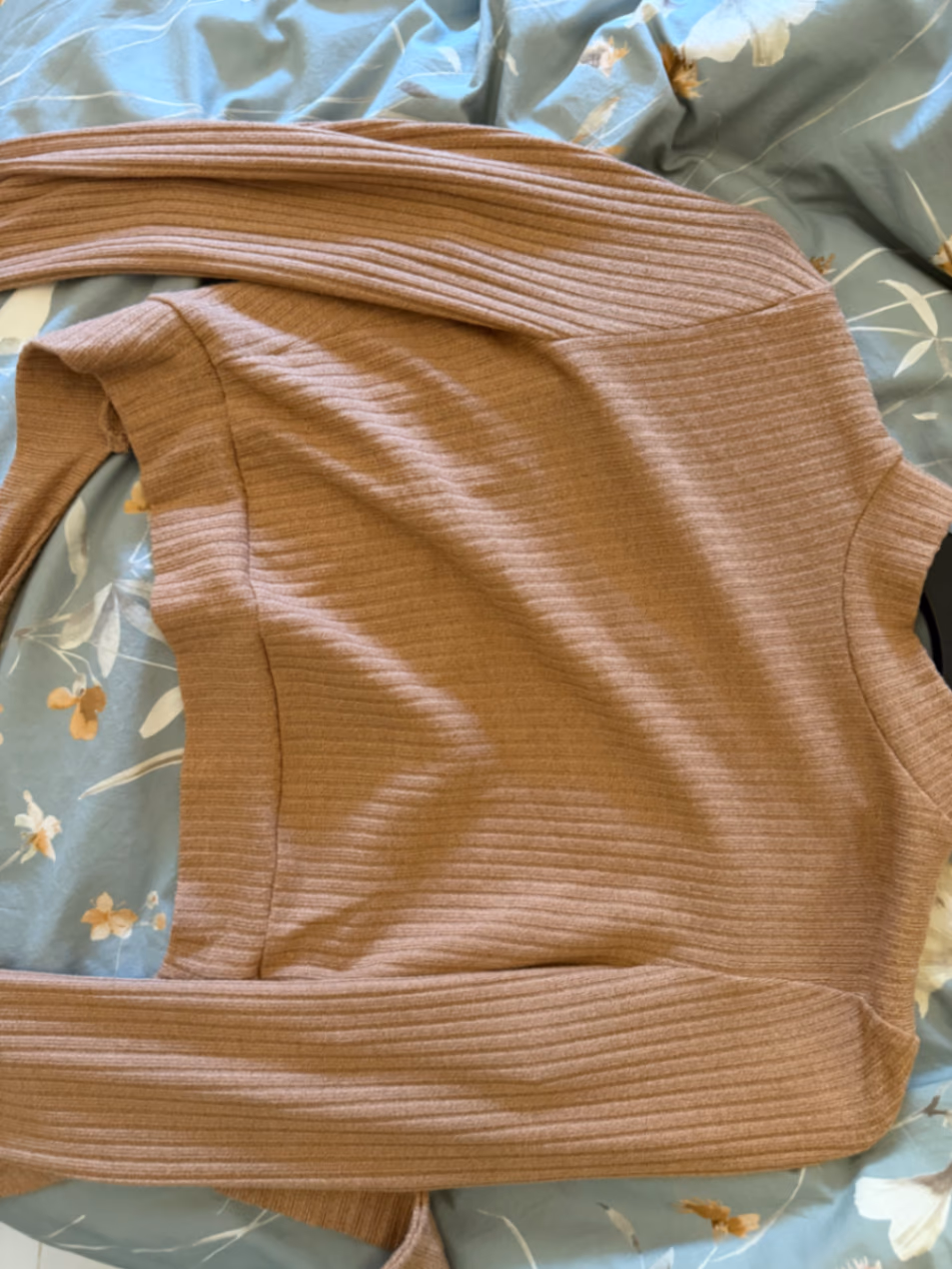 Ribbed Cutout Long Sleeve Top, photo 2