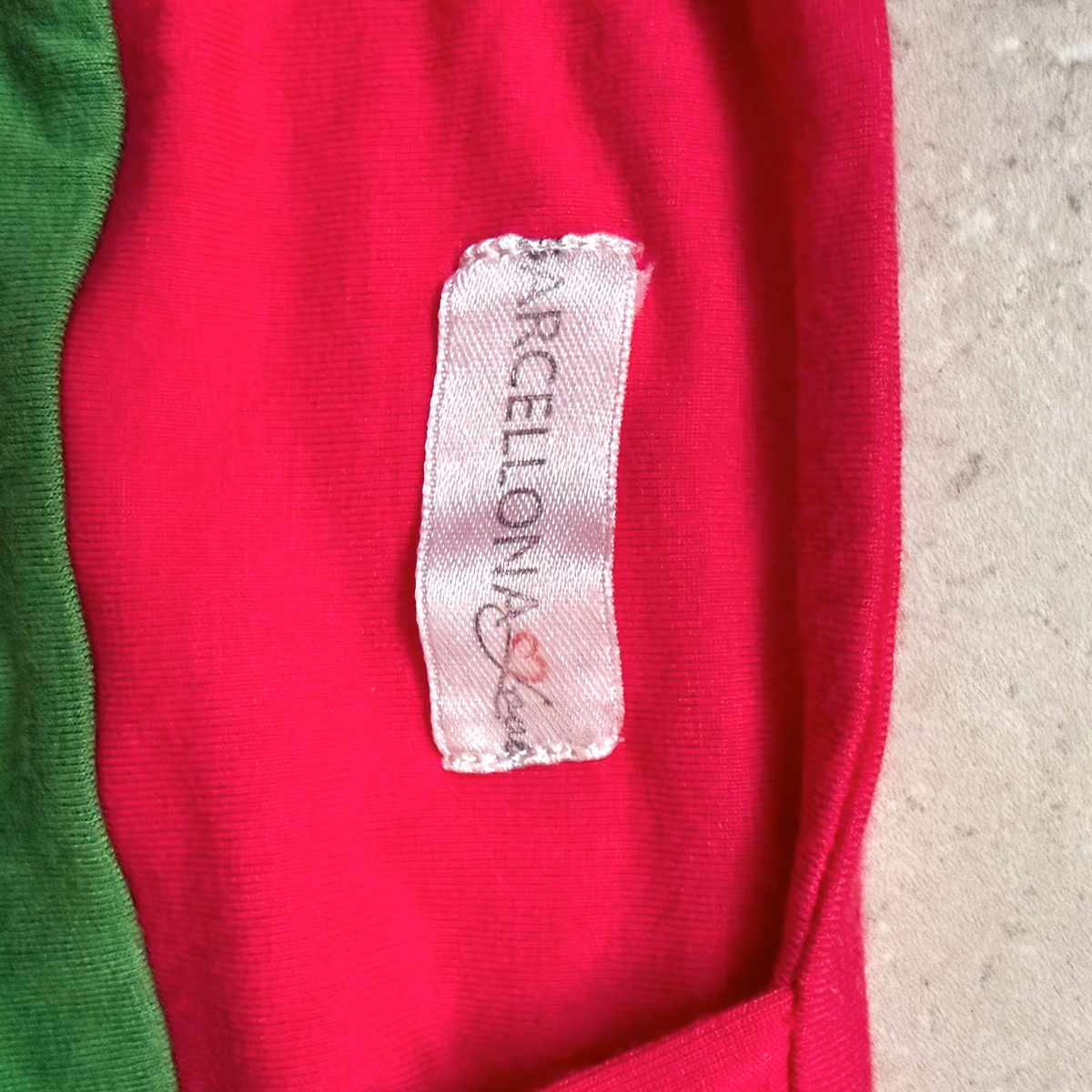 Abito senza maniche con scollo a V e motivi floreali, foto 2