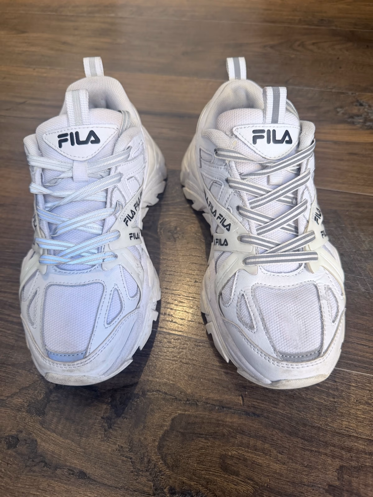 Ciao! Vendo sneakers fila bianche come nuove numero 37,5 eu, photo 3