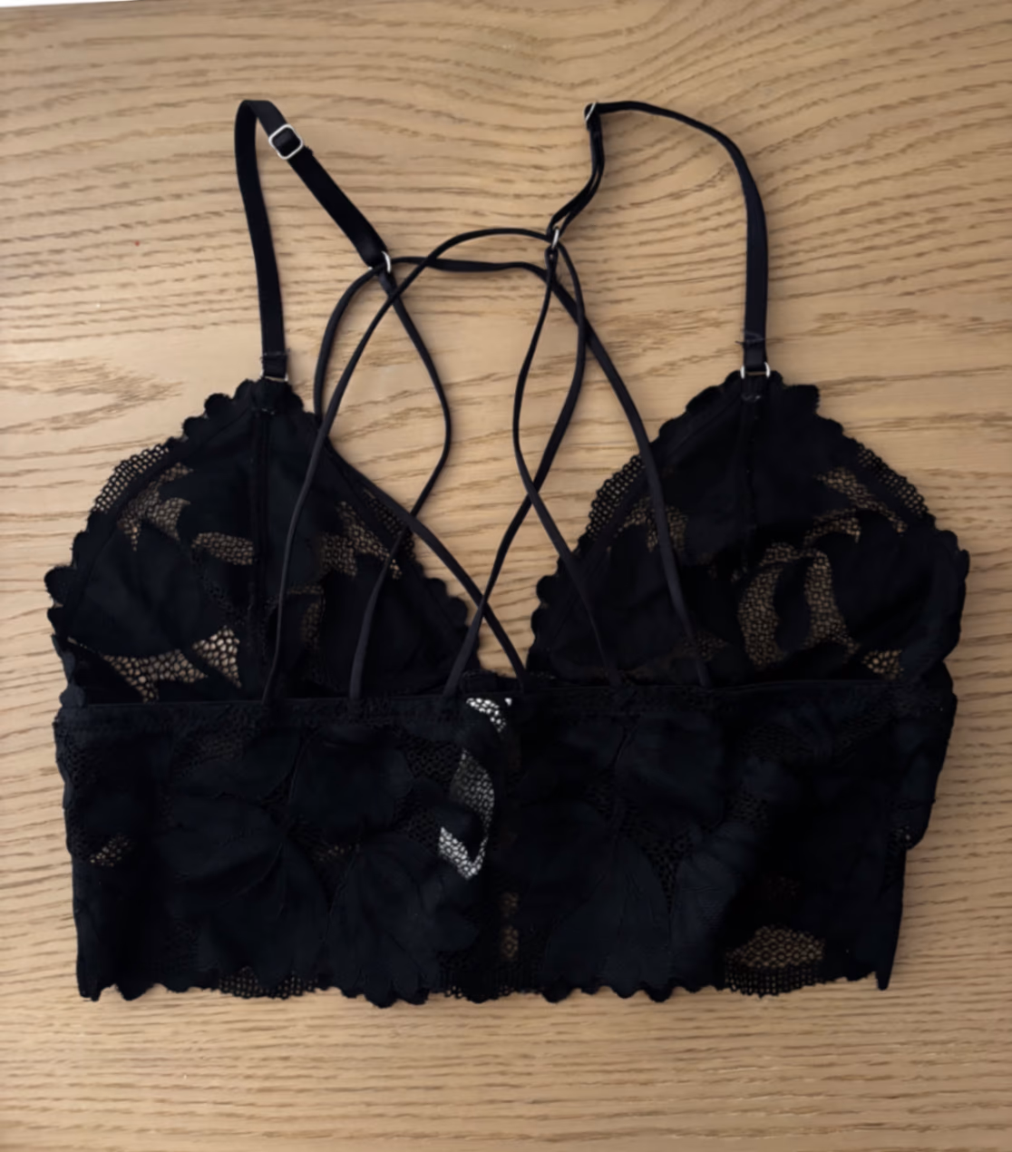 Black Lace Cross-Strap Bralette, photo 2