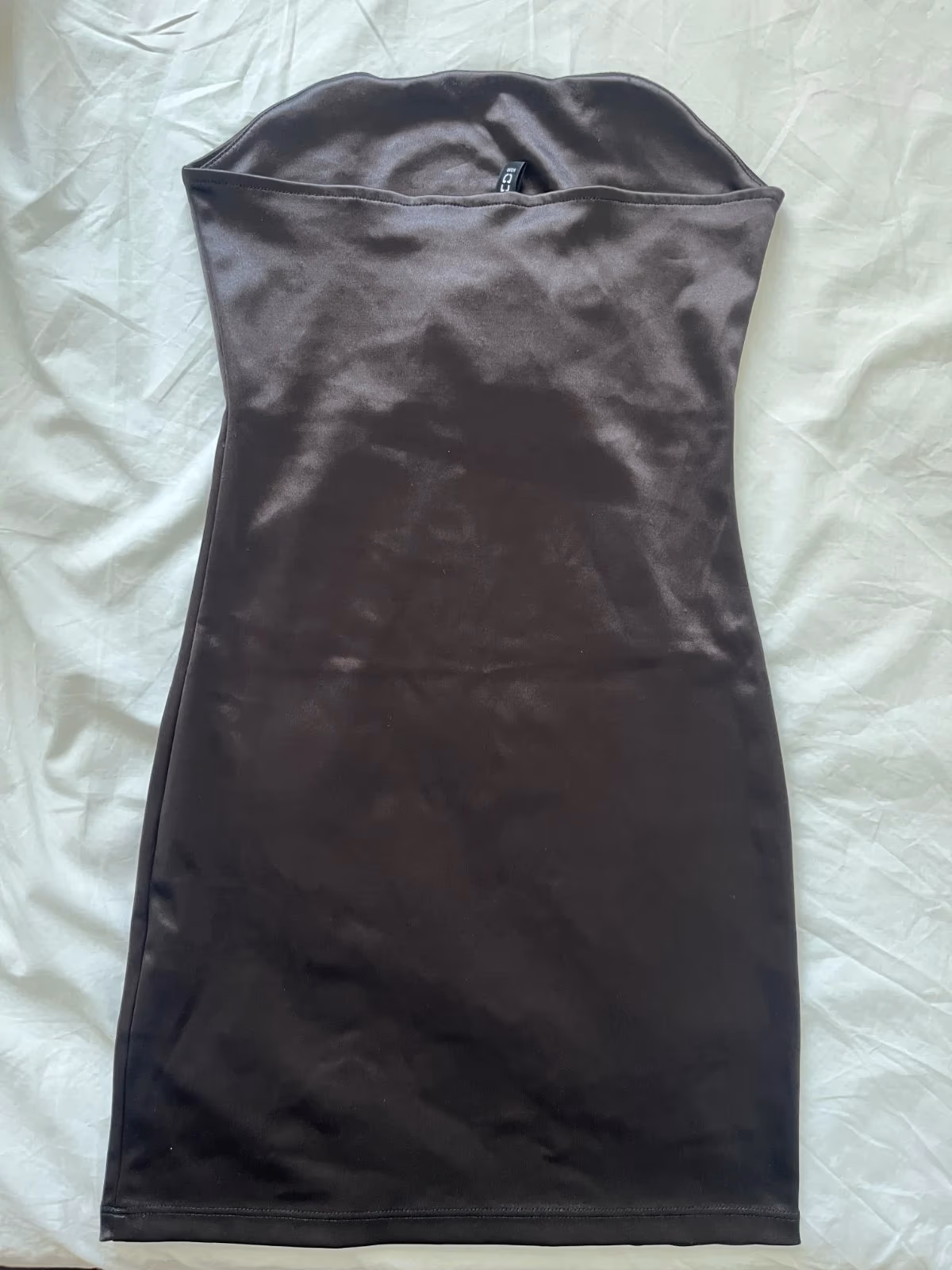Satin strapless mini dress, photo 2