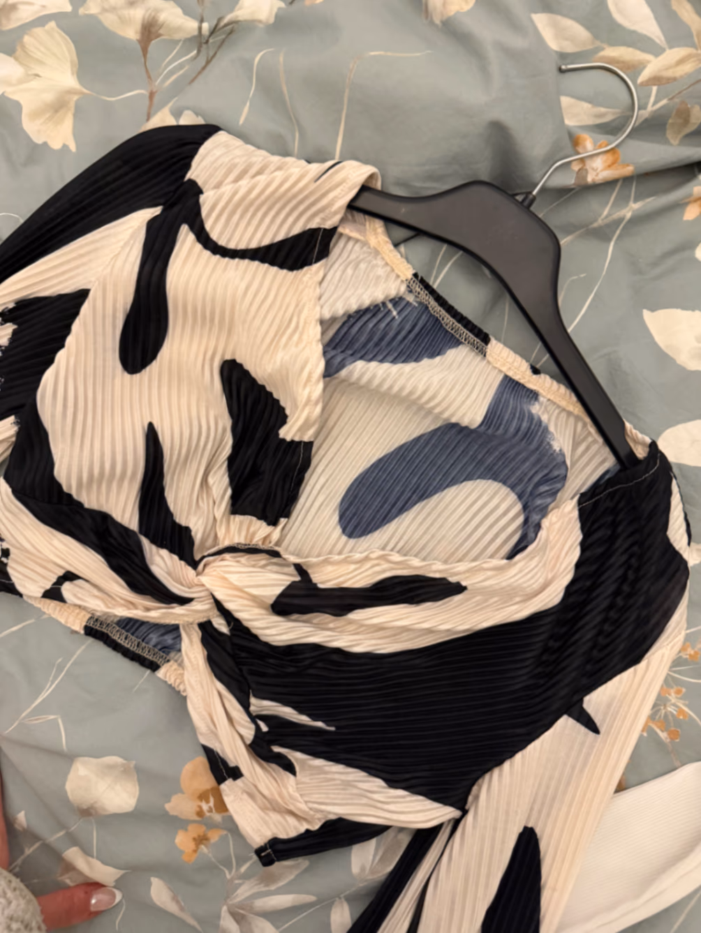 Abstract Print Plissé Twist Top, photo 2