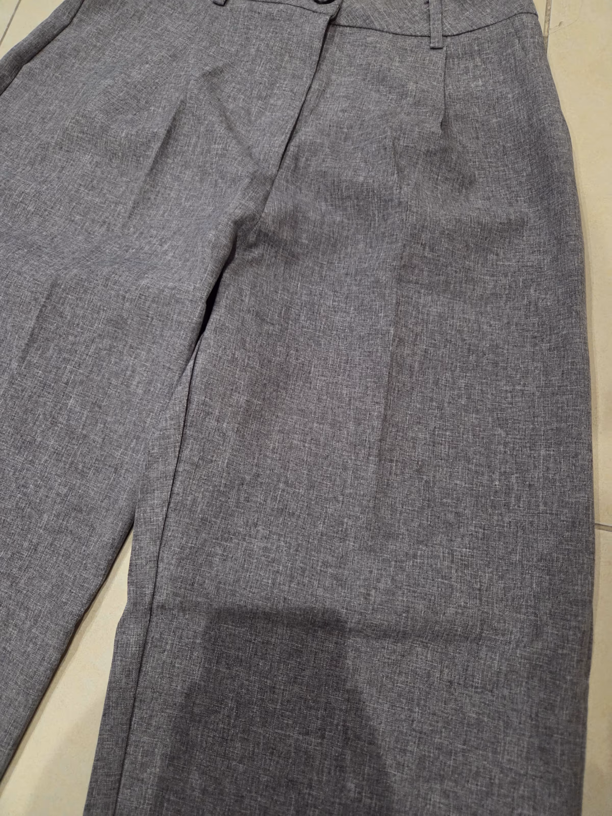 Pantaloni grigi su misura a vita alta, foto 3