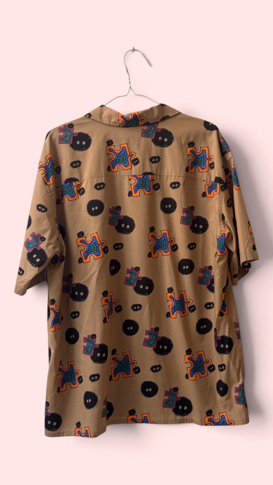 Camisa con estampado de Uniqlo y Studio Ghibli, foto 2