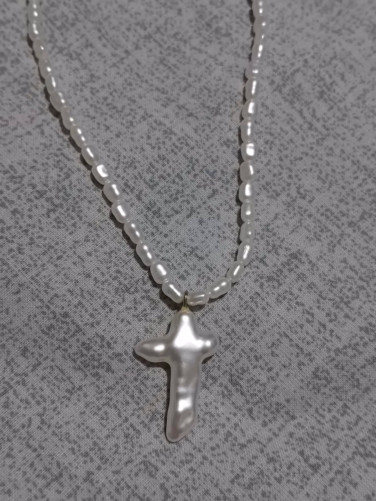 Collana con croce di perle, foto 2