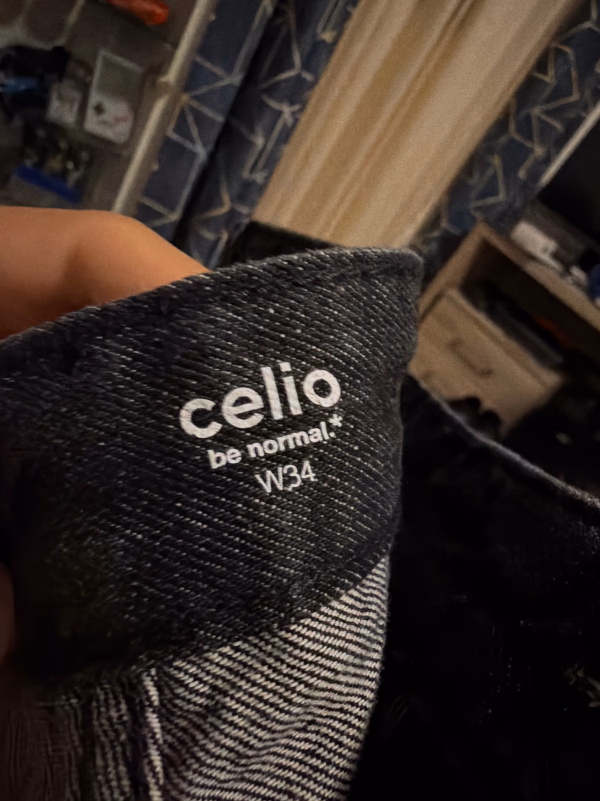 Black straight leg denim jeans, photo 2