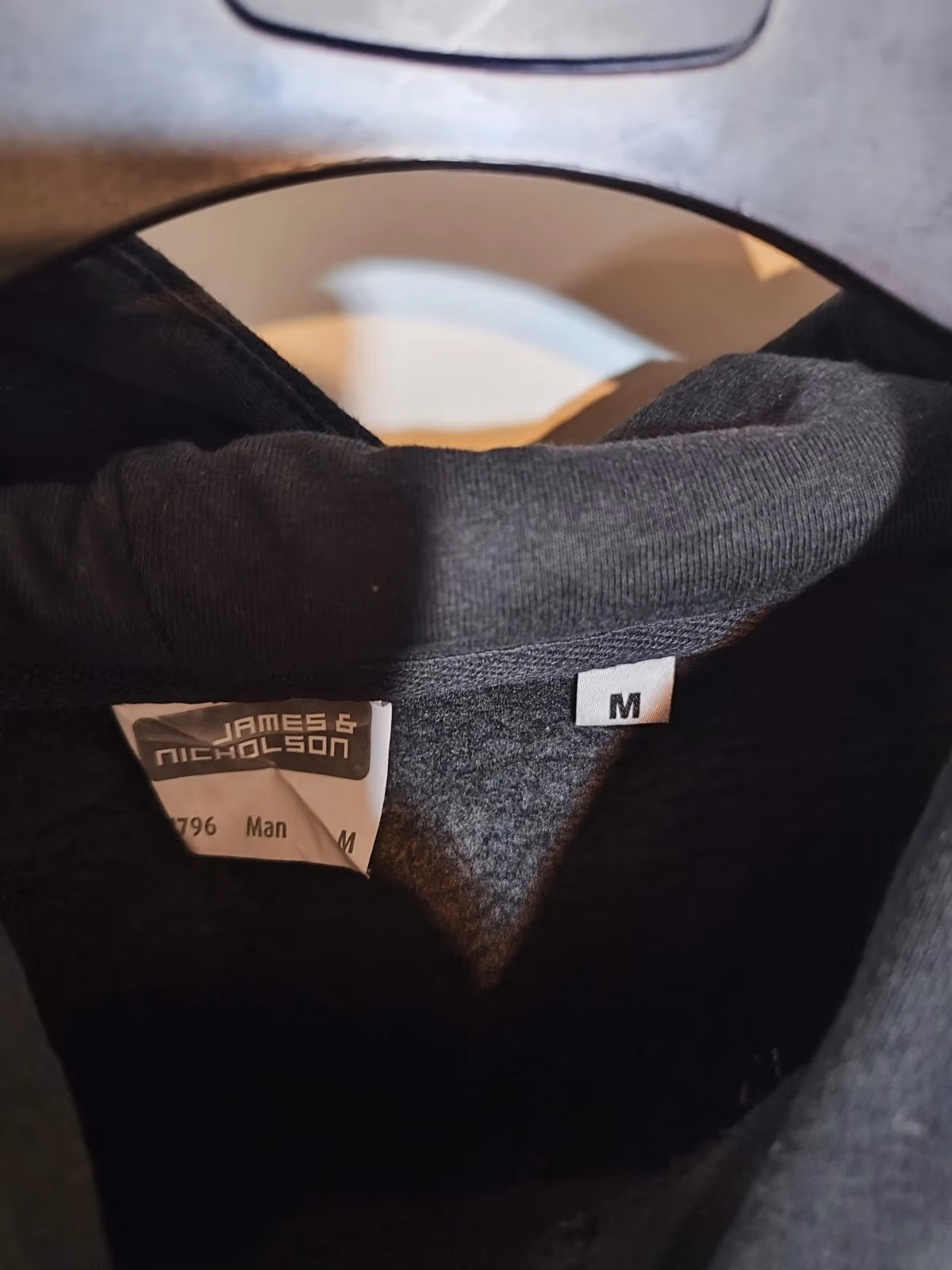 Black hoodie, photo 2