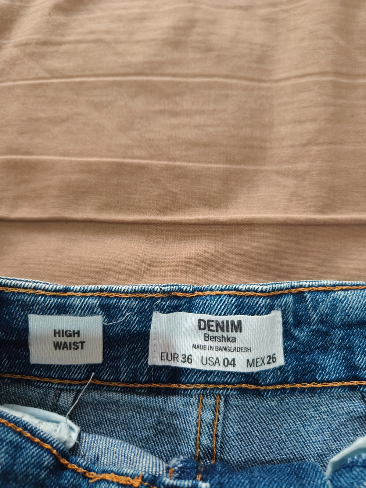 Gonna in denim a vita alta Bershka, foto 3