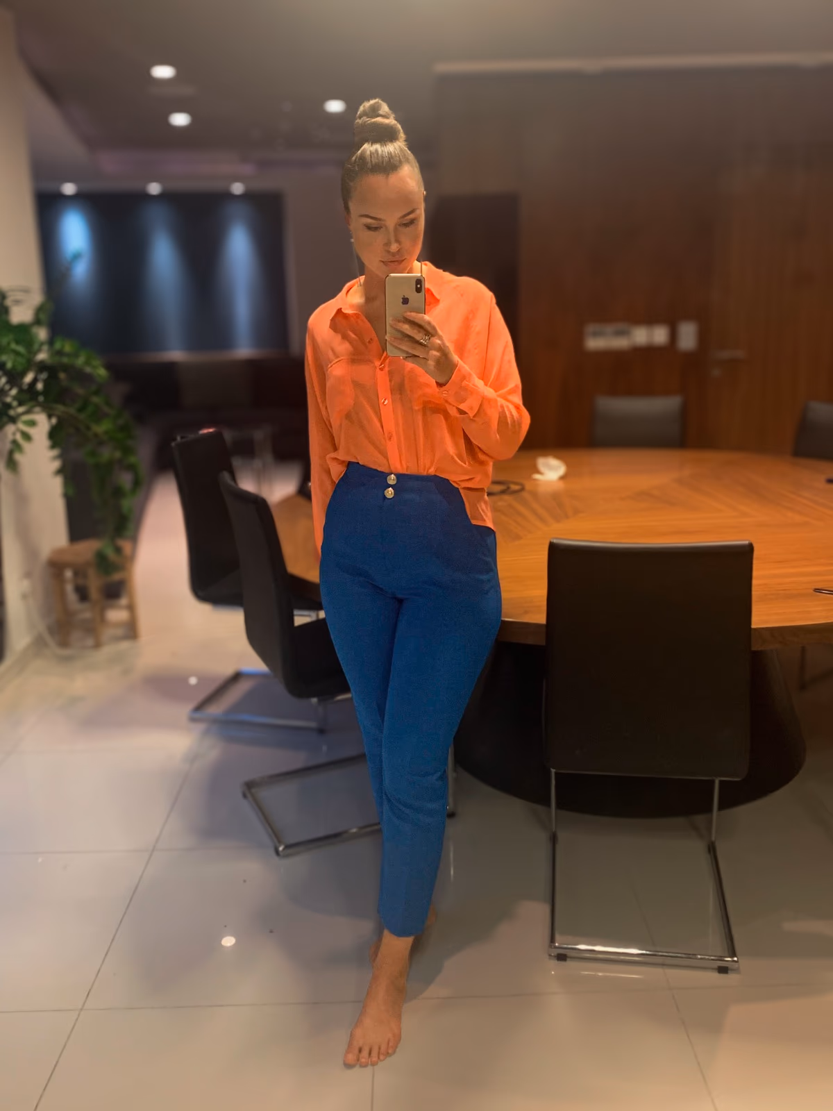 Bright blue high-waisted trousers, photo 4