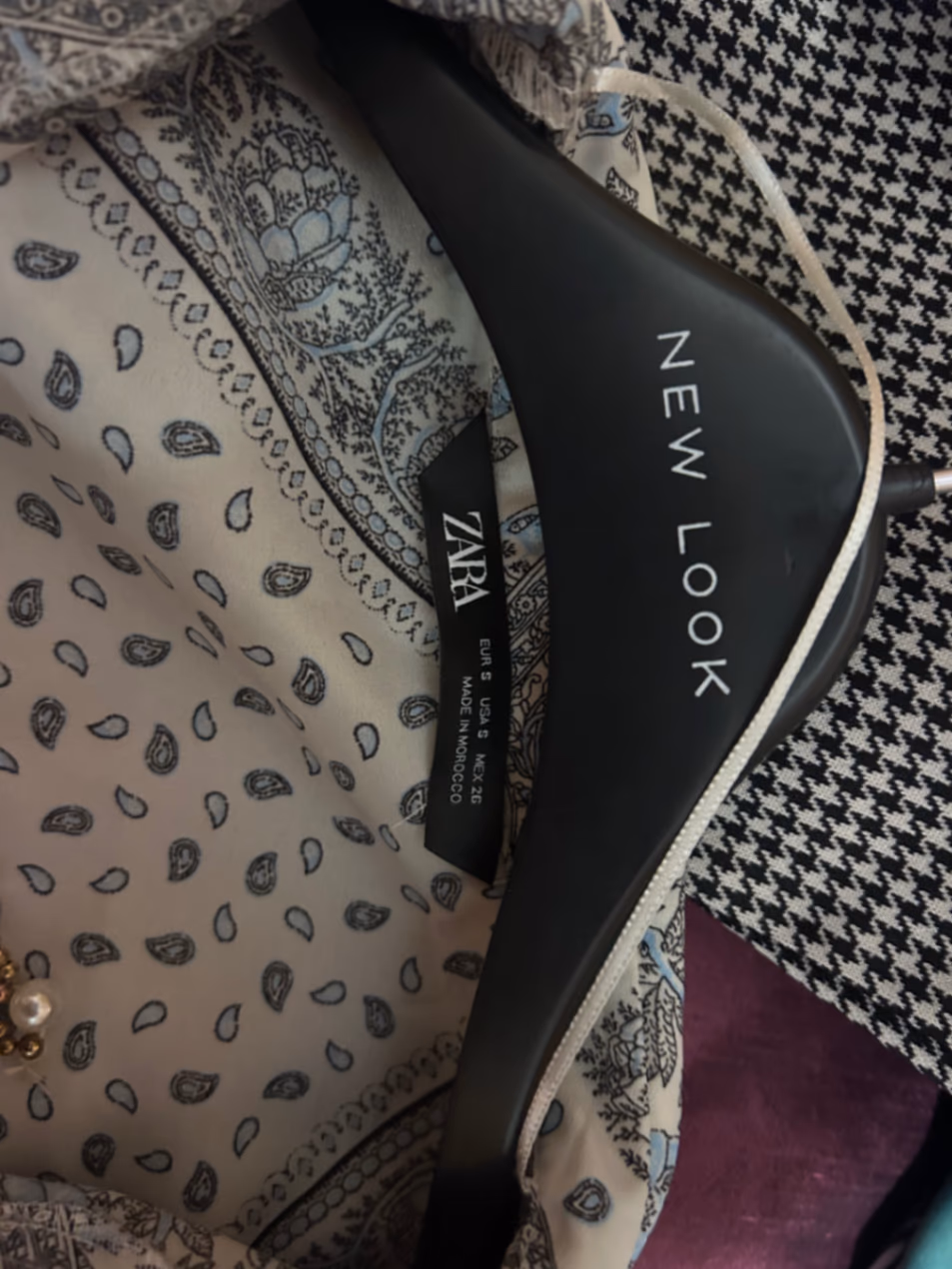 Camicia a maniche lunghe con stampa paisley di Zara, foto 3