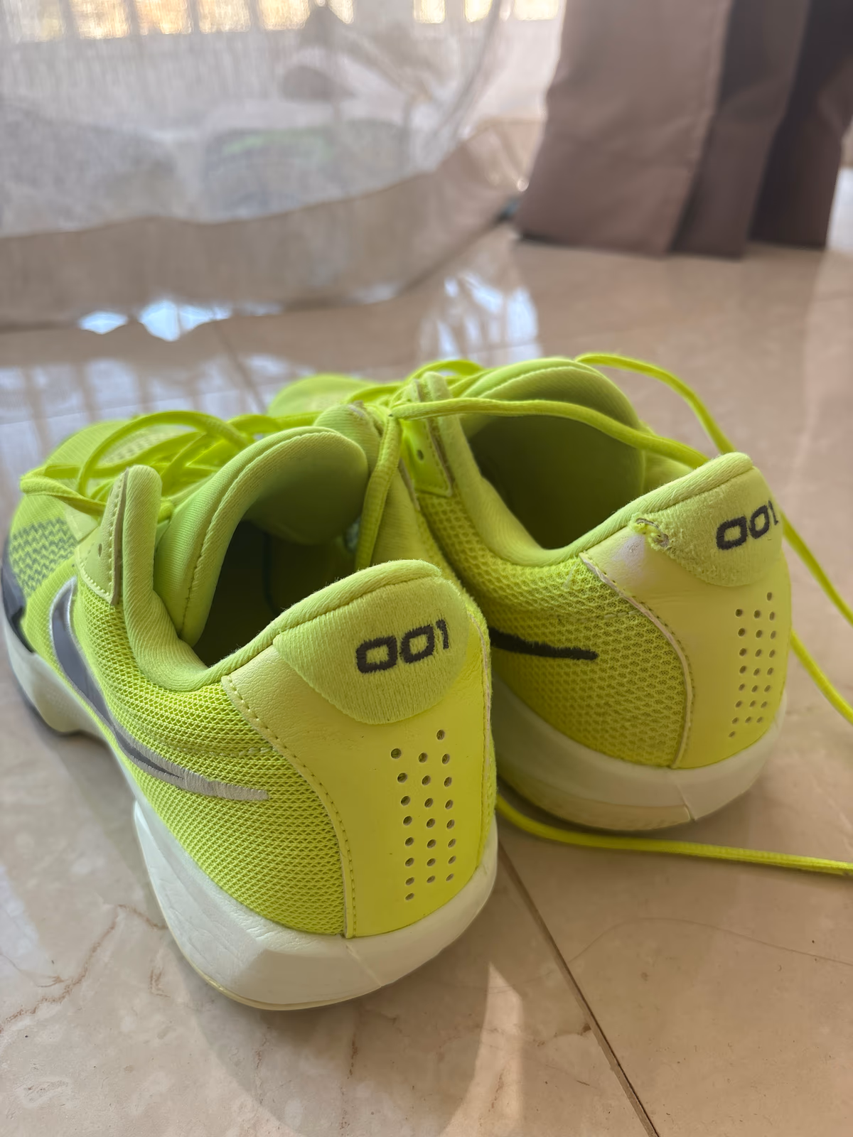 Nike GT Academy neon basketball trainers, photo 3