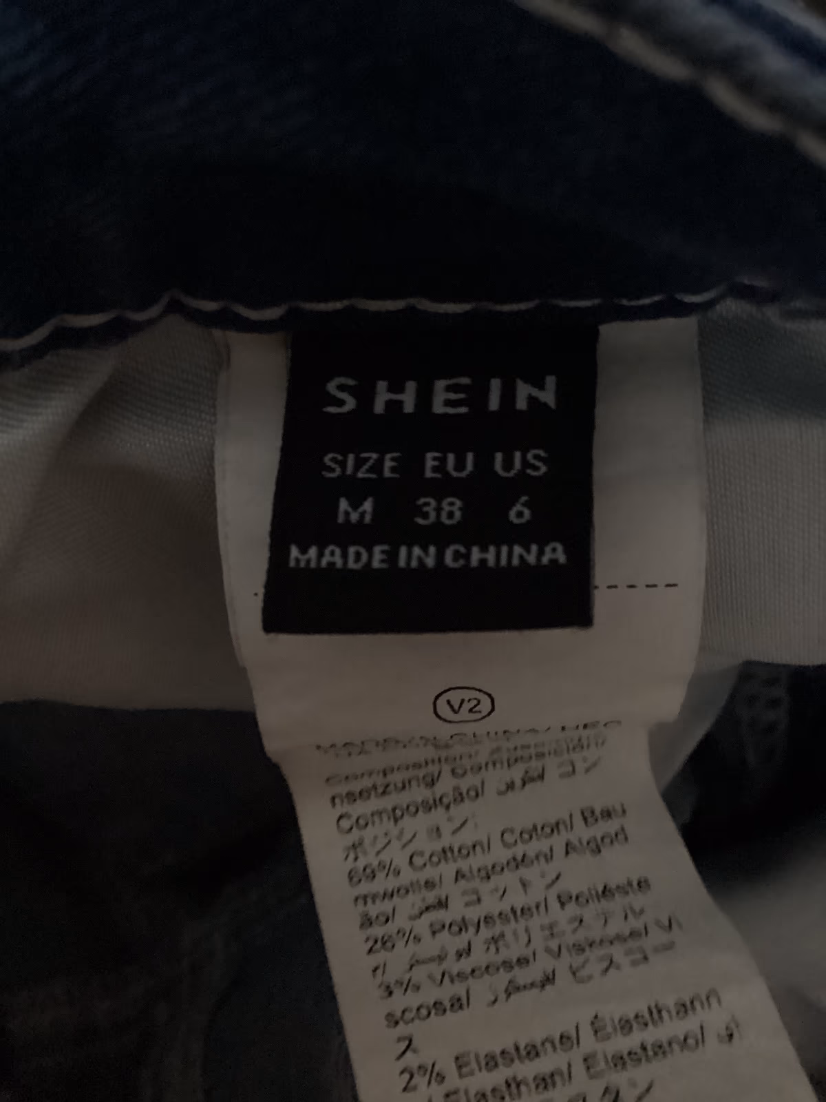 Vaqueros clásicos de denim azul, foto 3