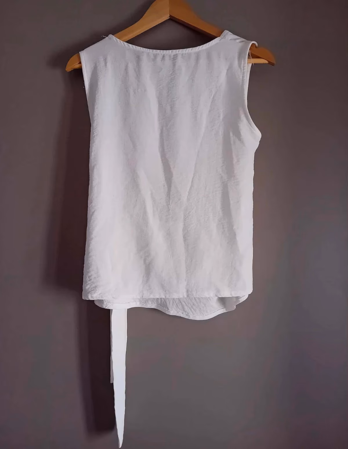 White Sleeveless Tie Detail Top, photo 2