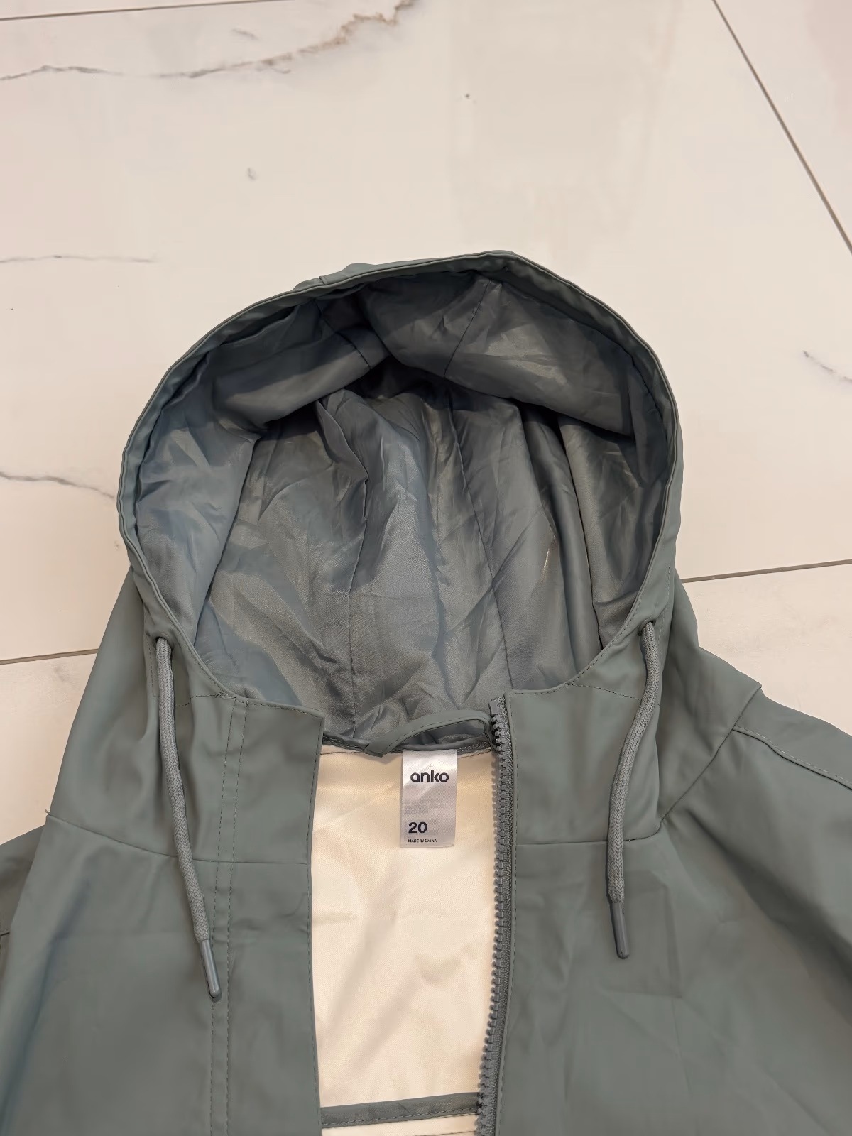 Green hooded raincoat jacket, photo 5