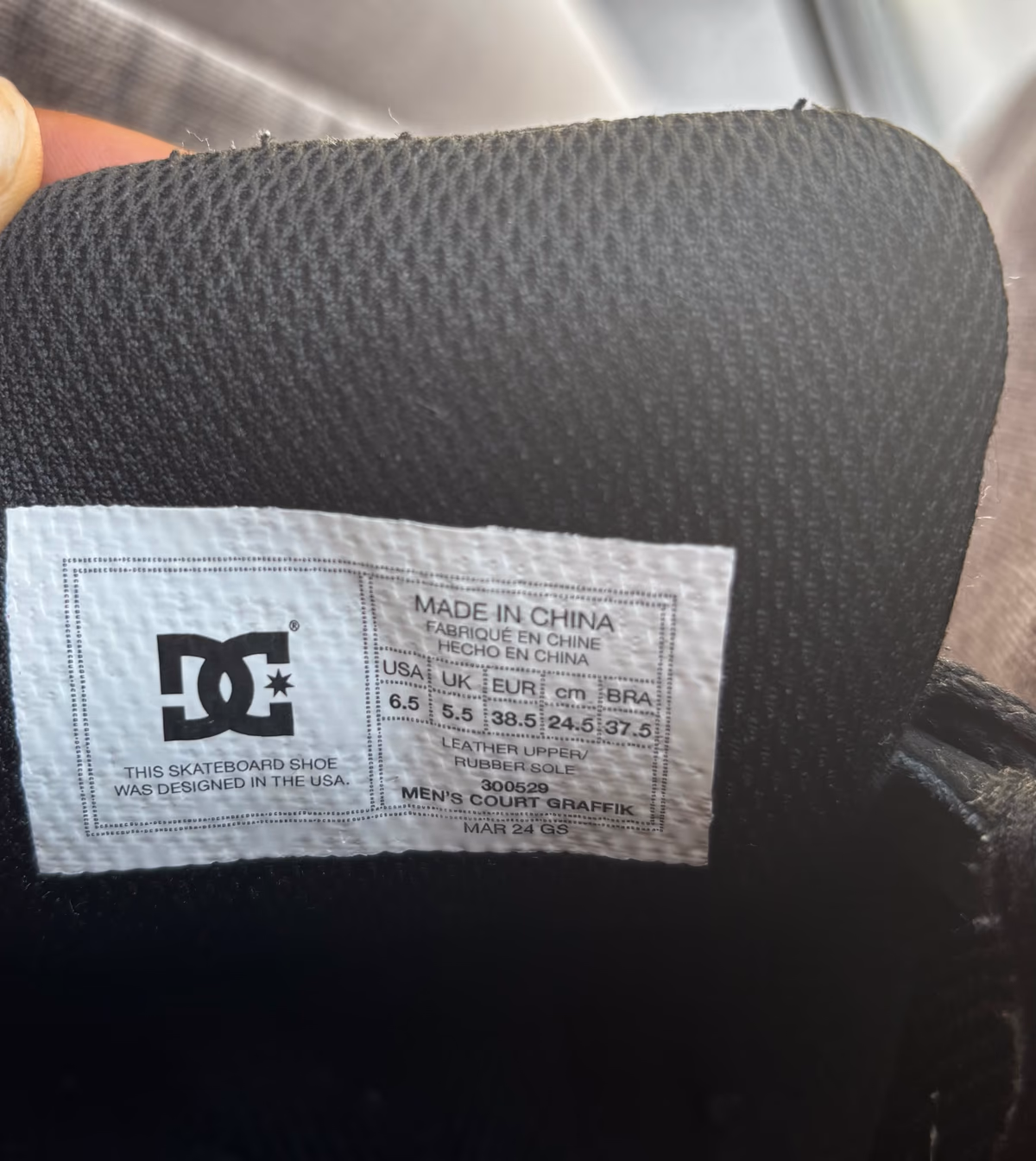 Scarpe da ginnastica DC in bianco e nero, foto 2