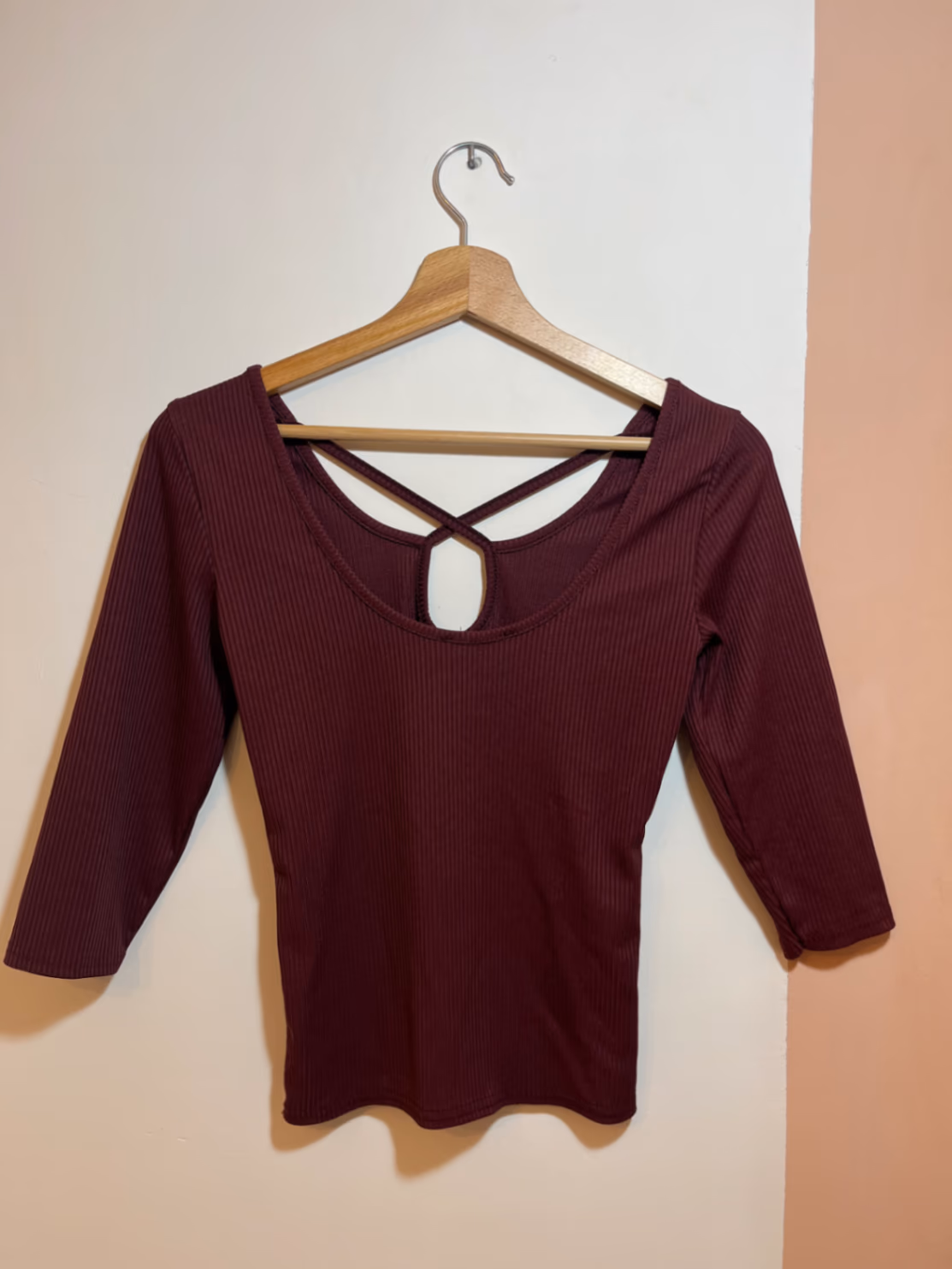 Ribbed Keyhole Cropped Top, photo 2