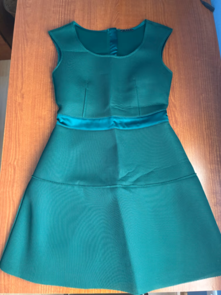 mini abito strutturato verde senza maniche, foto 3