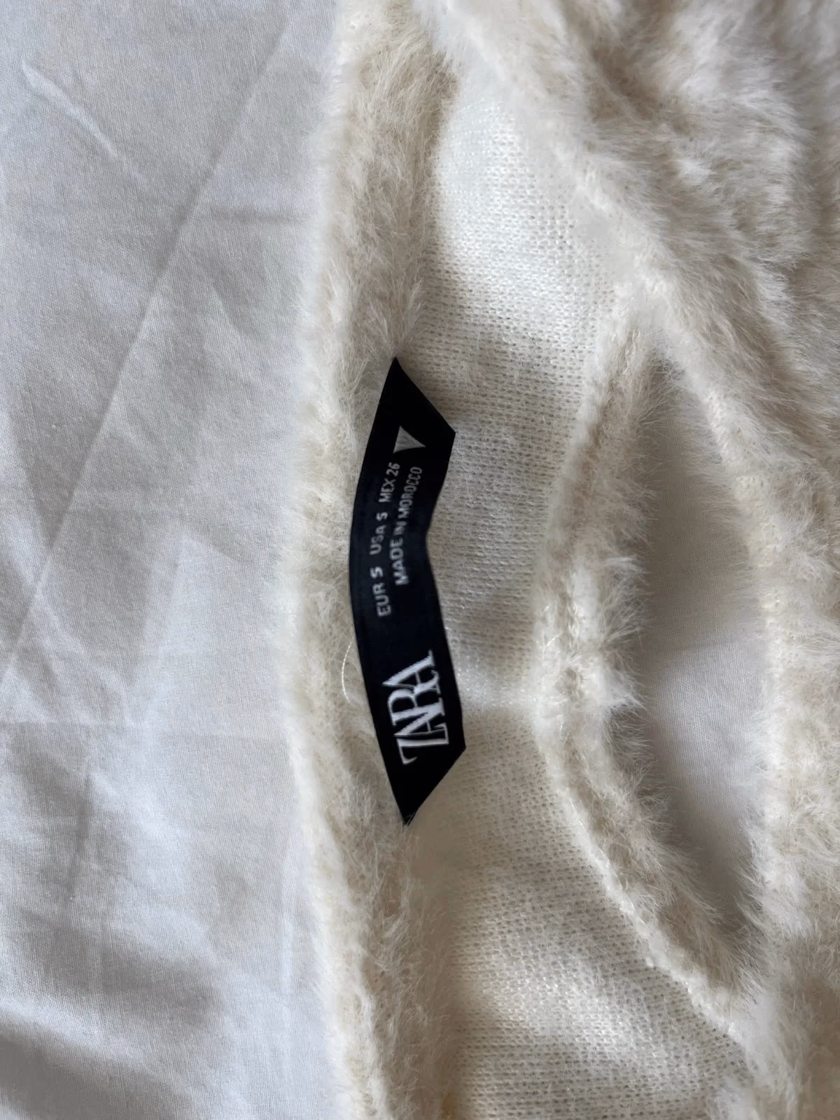 Cream fluffy cropped wrap top, photo 2