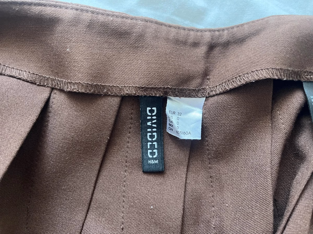 Brown pleated mini skirt, photo 3