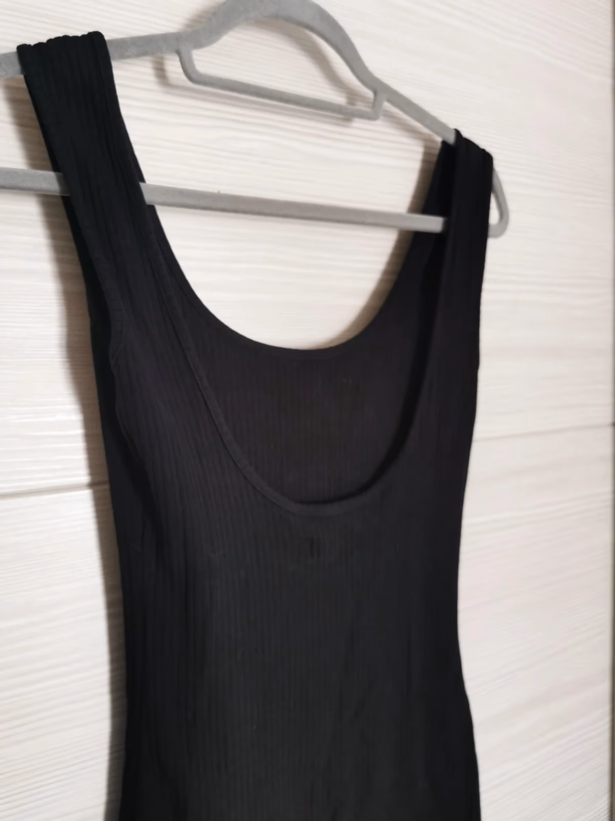 Black ribbed scoop neck dress, photo 2