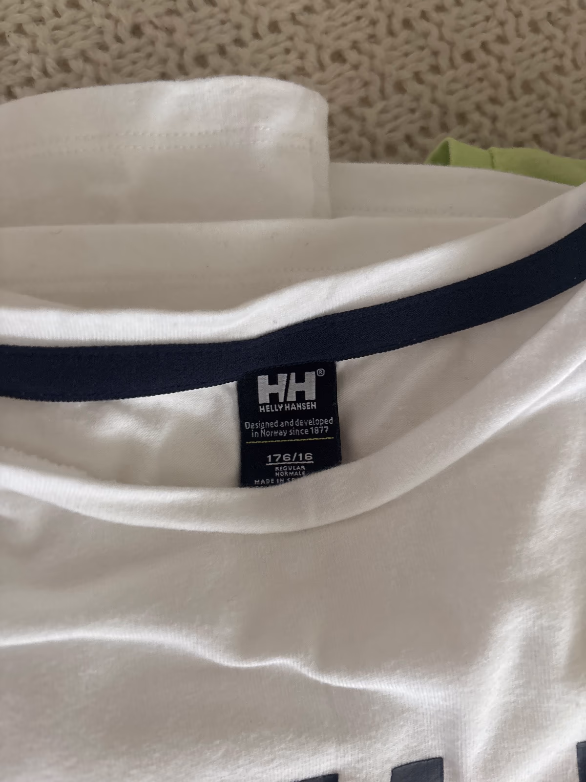 Camiseta de Helly Hansen con el logotipo en blanco, foto 2