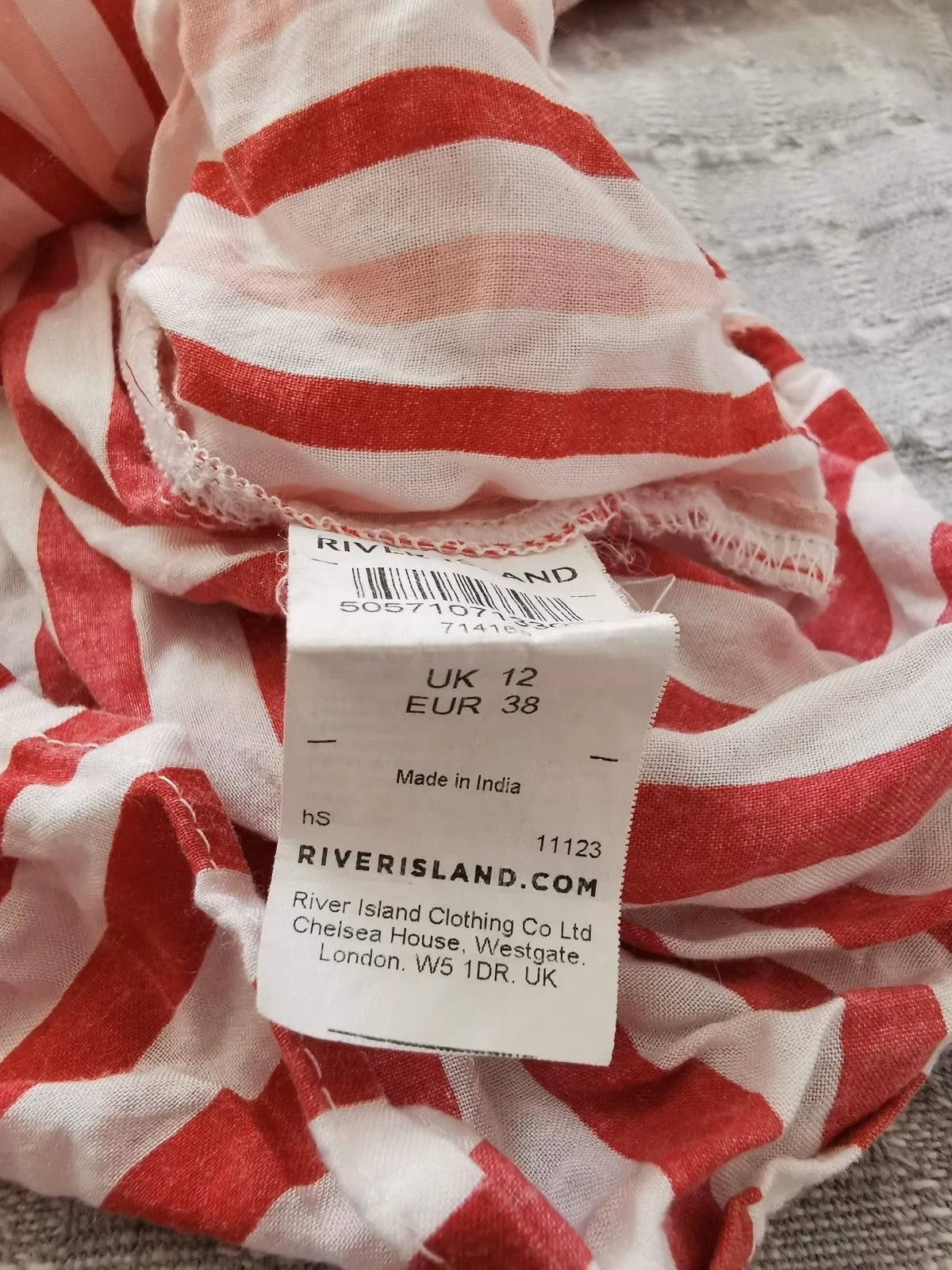 Blusa de verão às riscas com mangas originais, tecido de alta qualidade, tamanho M, fotografia 7